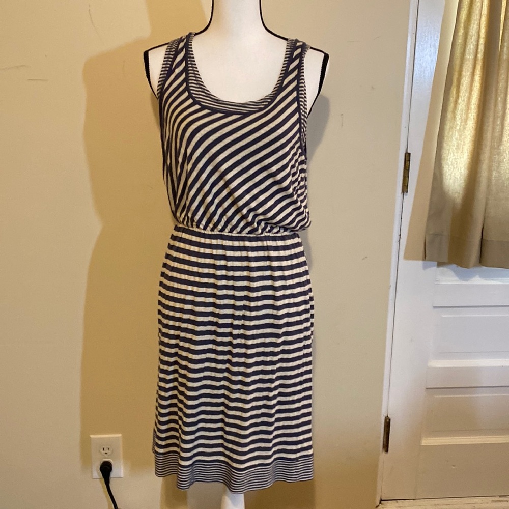 Ann Taylor loft, striped summer dress, elastic waist – size M, excellent…